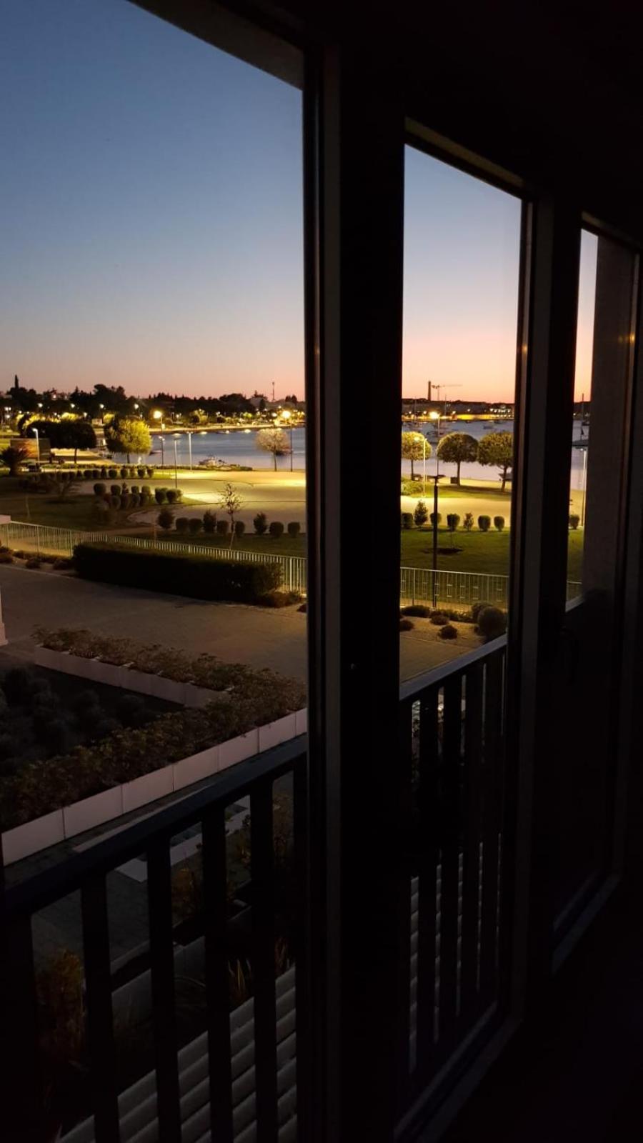 Lux Vista Suite Умаг Экстерьер фото